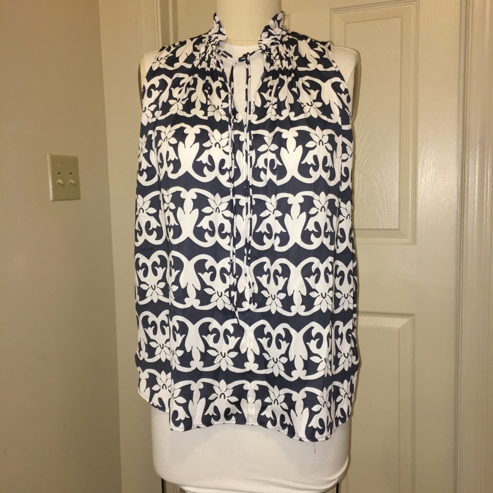 Loft sleeveless blouse